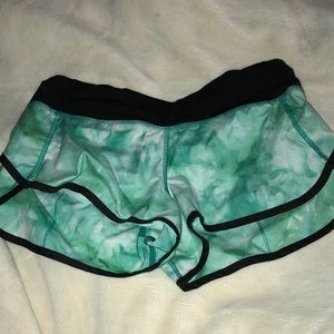lulu speed shorts